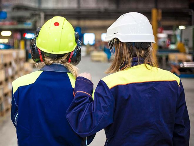 Ovako employees at production site