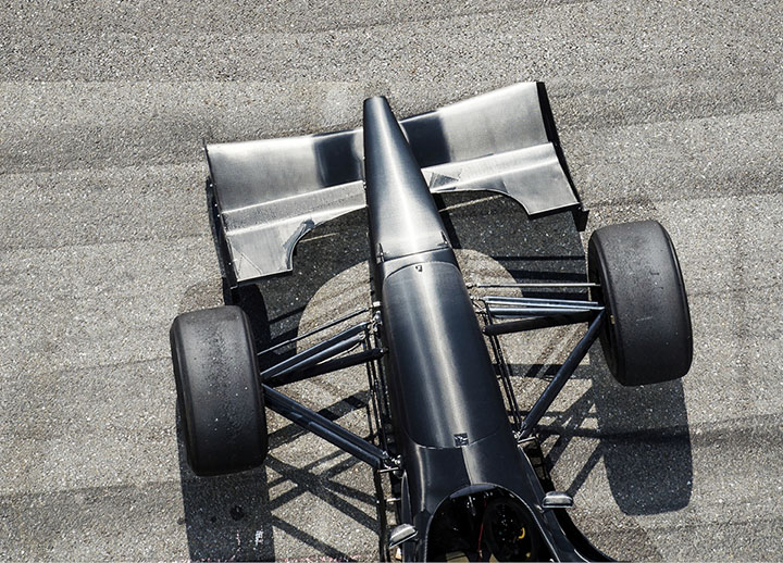 Racing car Unic transmissions